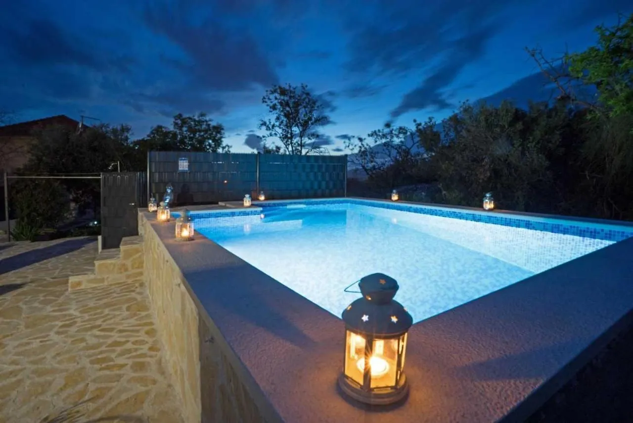 Casa Ambi - Villa With Pool On The Island Ciovo Trogir