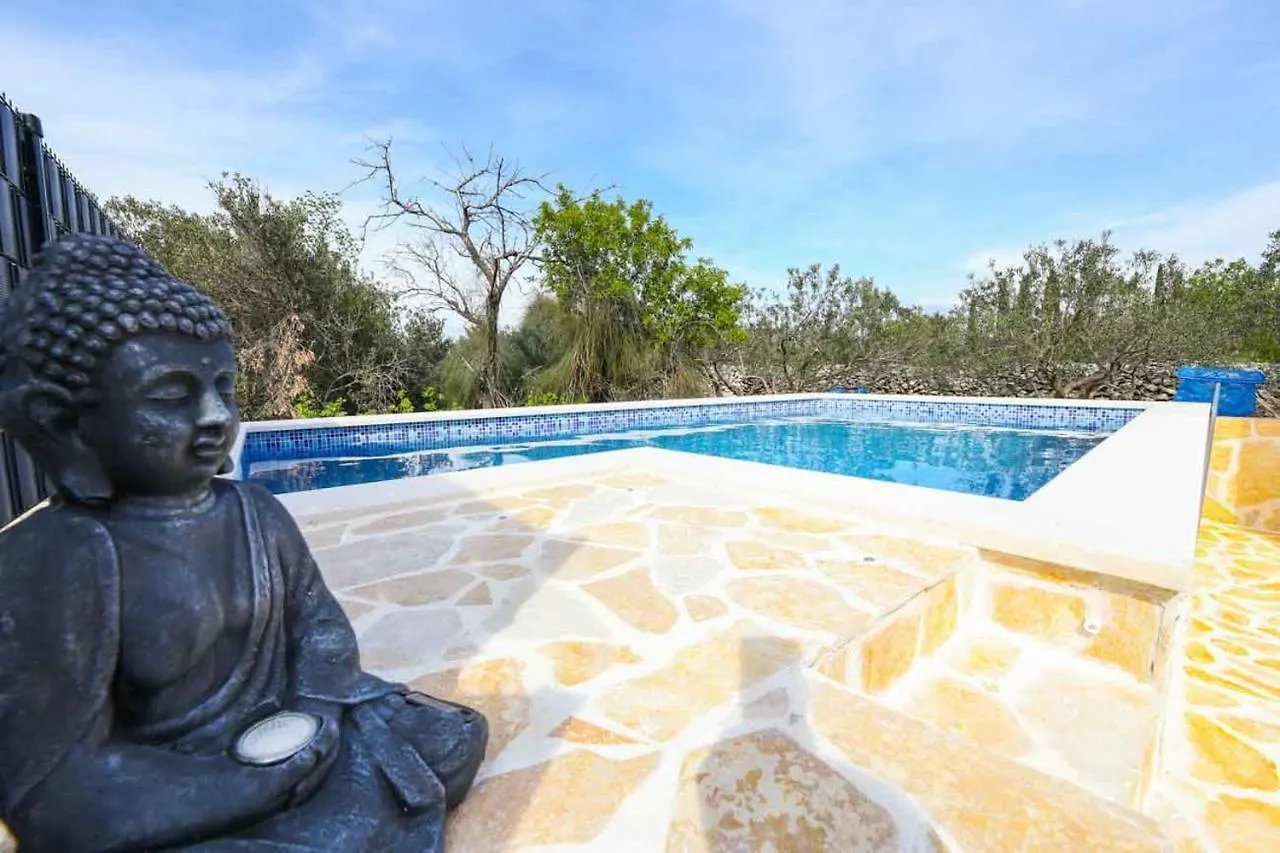 Casa Ambi - Villa With Pool On The Island Ciovo Trogir Croatia