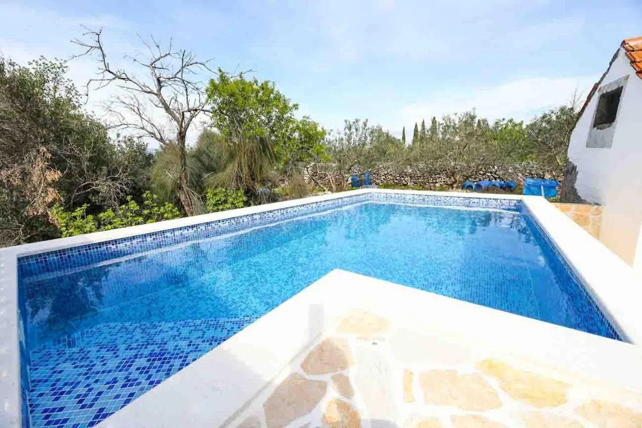 Casa Ambi - Villa With Pool On The Island Ciovo Trogir