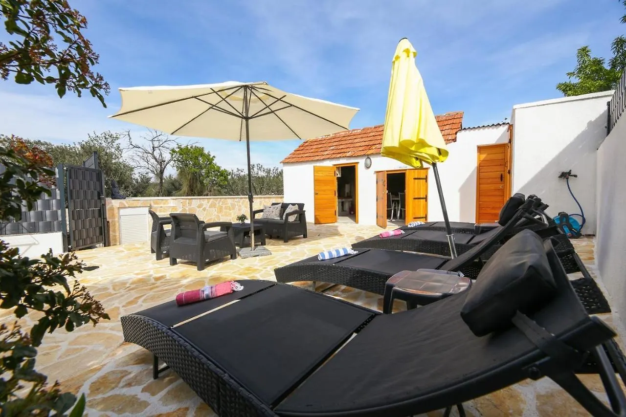 Casa Ambi - Villa With Pool On The Island Ciovo Trogir