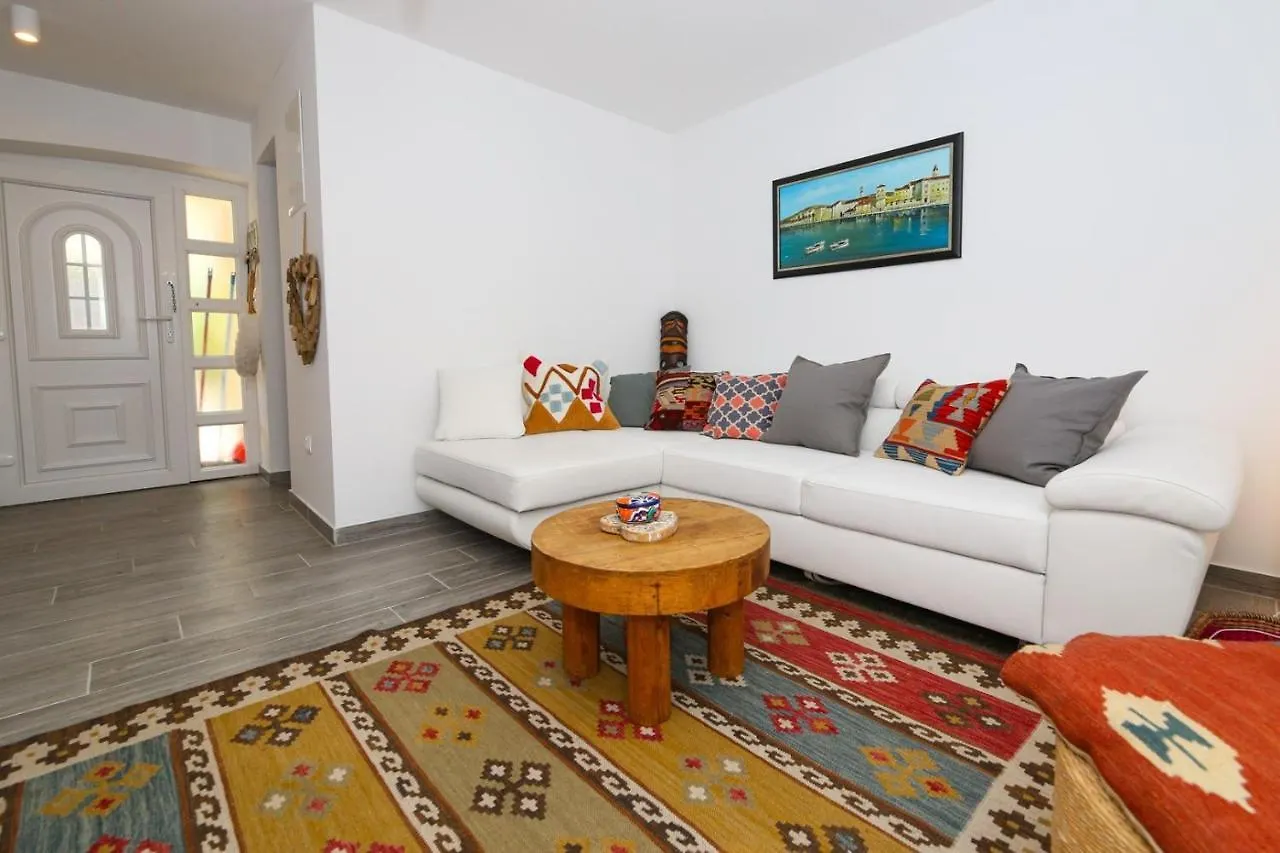 Casa Ambi - Villa With Pool On The Island Ciovo Trogir