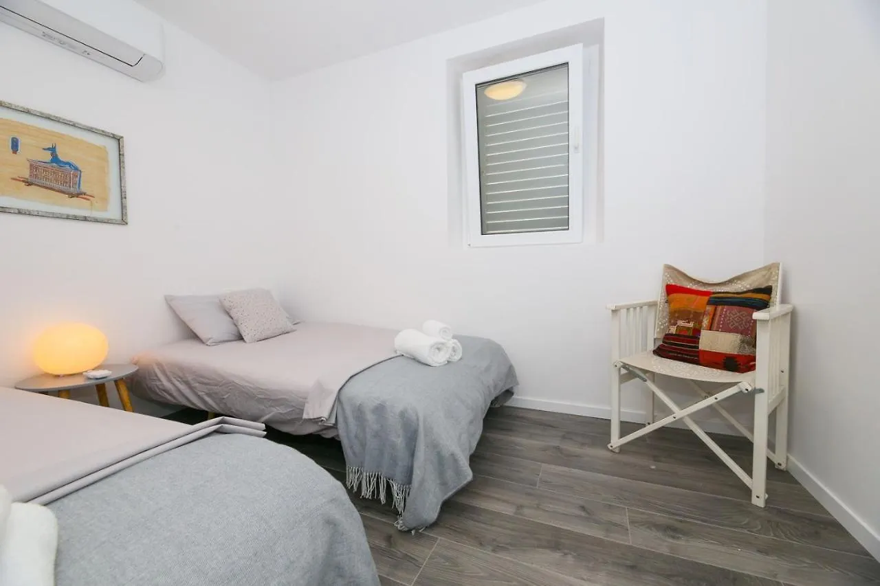 Casa Ambi - Villa With Pool On The Island Ciovo Trogir