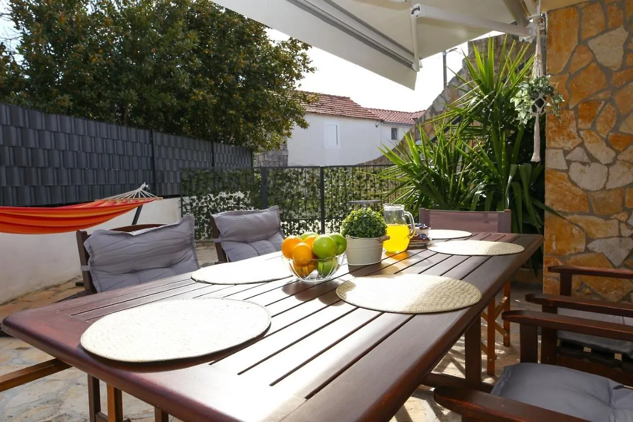 Casa Ambi - Villa With Pool On The Island Ciovo Trogir