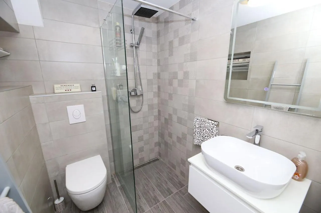 Casa Ambi - Villa With Pool On The Island Ciovo Trogir 0*,  Croatia