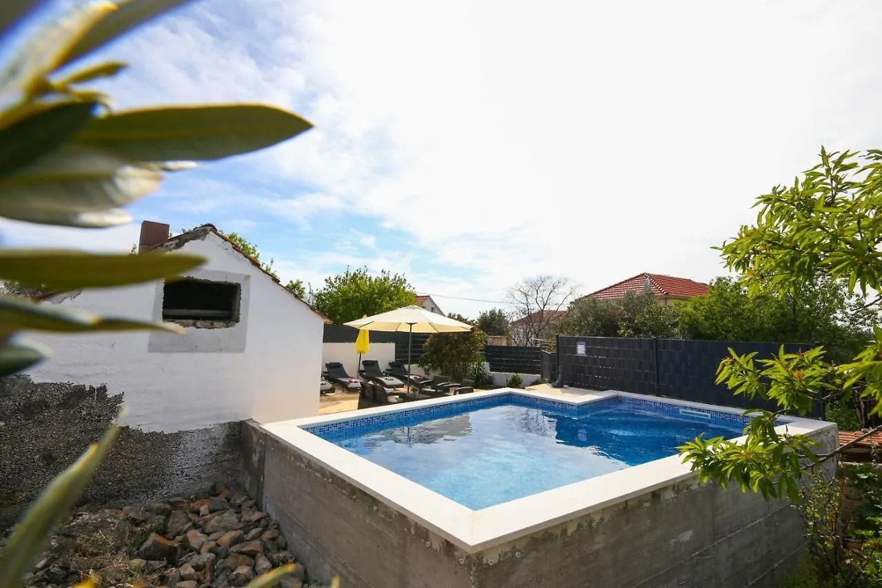 Casa Ambi - Villa With Pool On The Island Ciovo Trogir